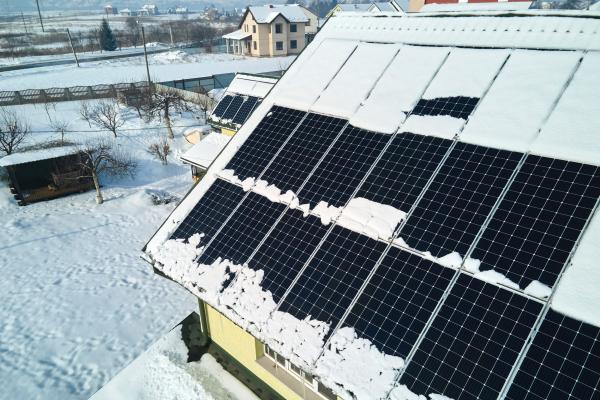 Photovoltaik-Anlage im Winter - was es zu beachten gibt